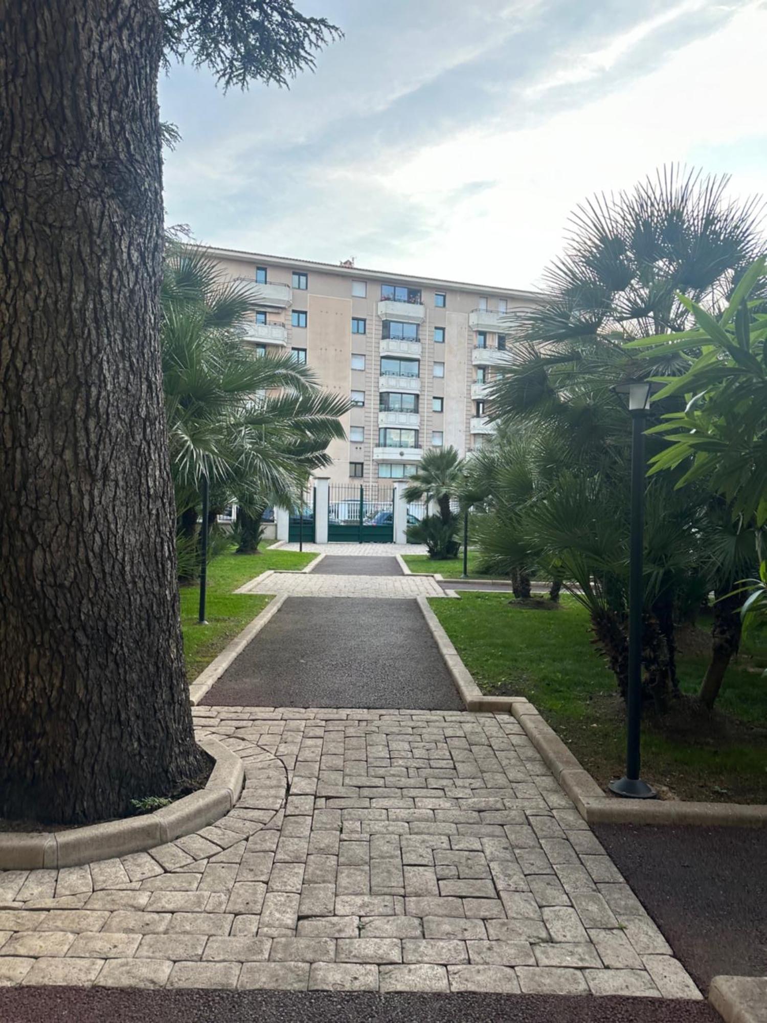 Studio Cannes Centre 5 Minutes De La Mer Exterior foto